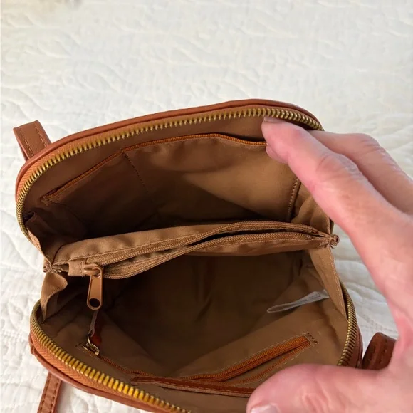 HOBO Rich Brown Leather Crossbody Bag - Picture 2 of 6